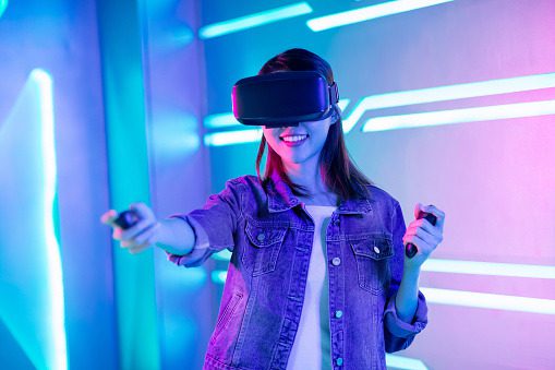 Virtual Reality Escape Rooms 