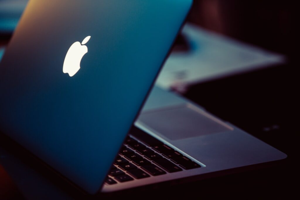 Why Digital Marketers Prefer Macs Over Windows PCs