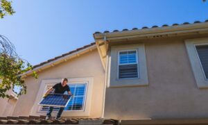 solar installer