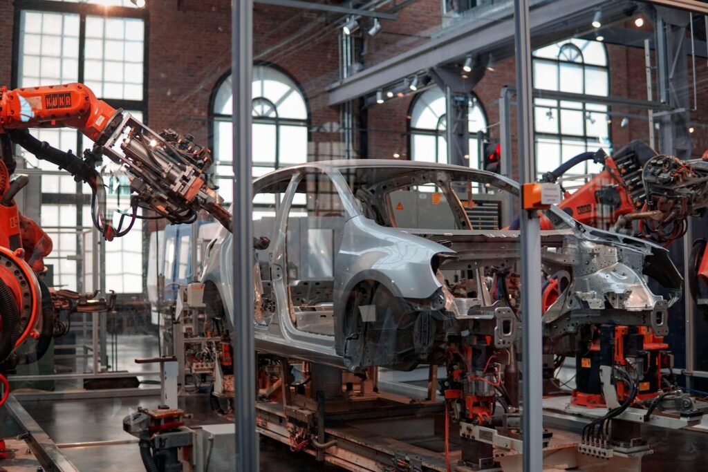 How Has Virtual Reality Technology Changed the Automotive Industry? 
