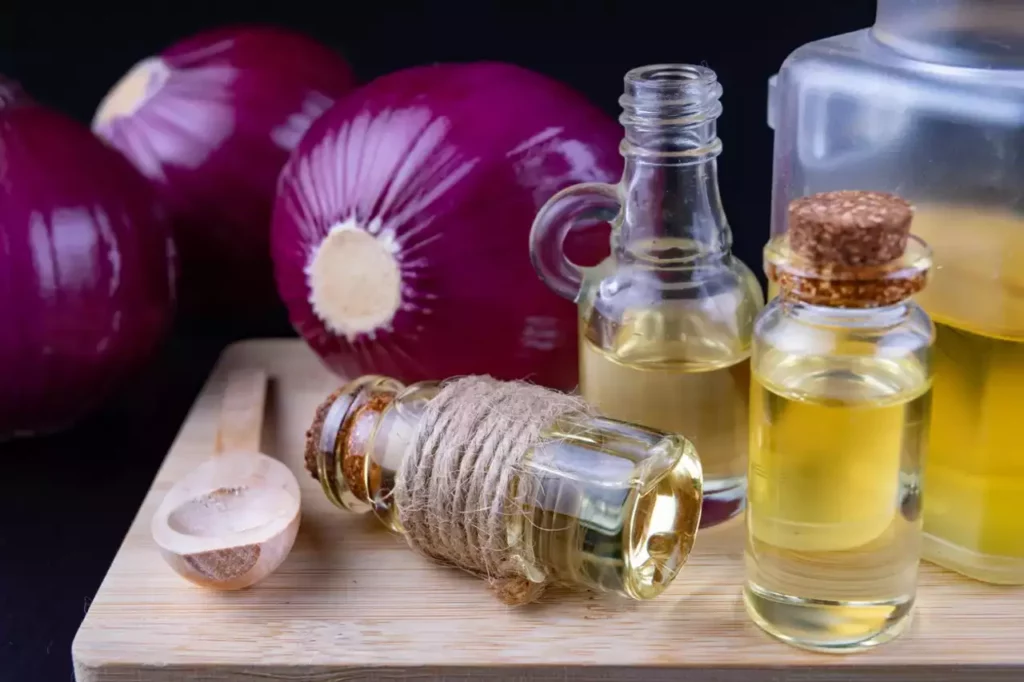 10 Amazing Benefits of Onion Hair Oil