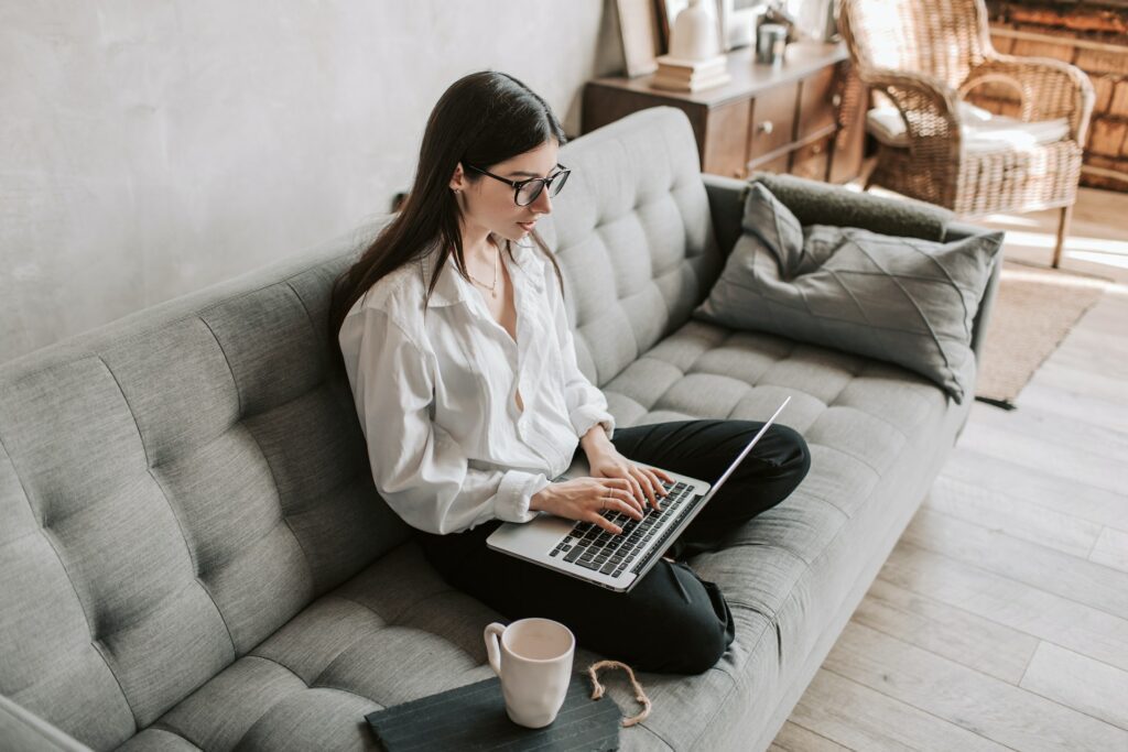 10 Must-Have Gadgets for the Ultimate Tech-Savvy Home