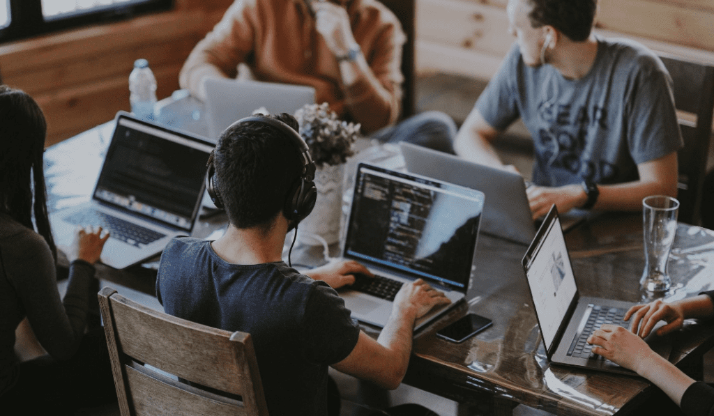 The Advantages of a White Label Website Builder for Digital Agencies