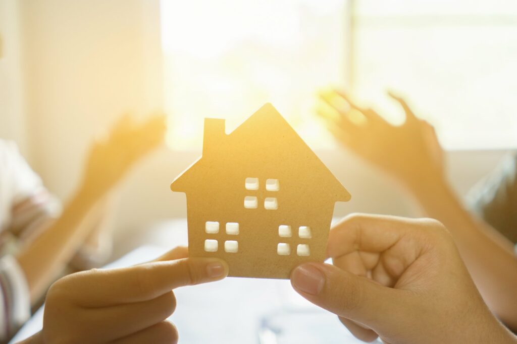 Selling Your House in the Spring: Will You Sell for More?