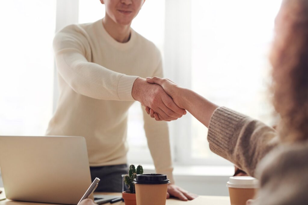 Things Clients Look Out For In A B2B Relationship