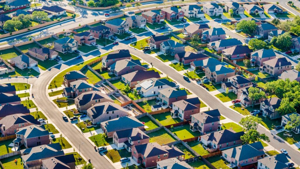gus romo discusses balancing growth and sustainability in community development
