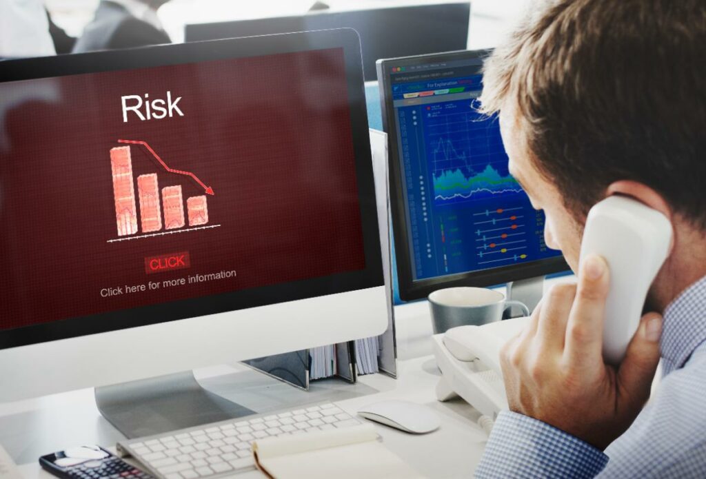 Risk in e-commerce