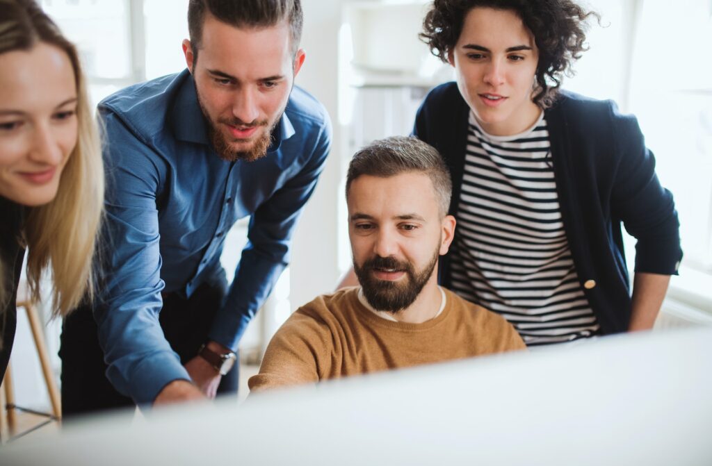 6 Ways to Use Digital Signage to Improve Customer Experience