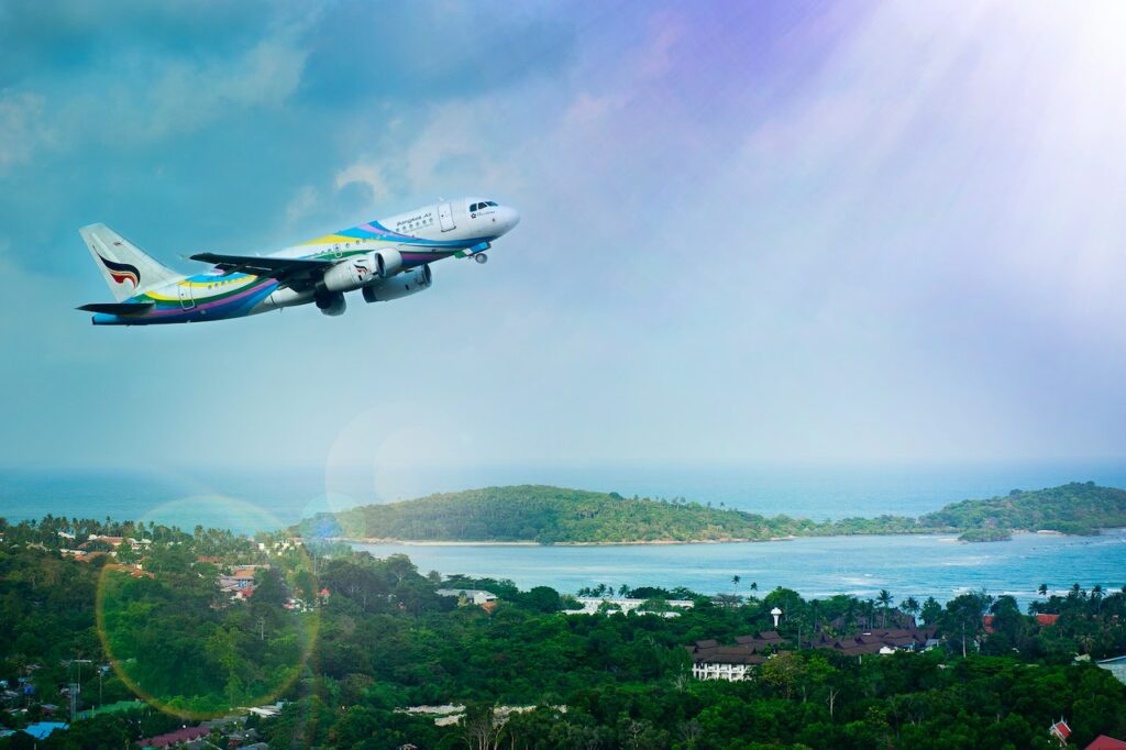 How to Book the Cheapest Flight Possible: 5 Tips for Savvy Travelers