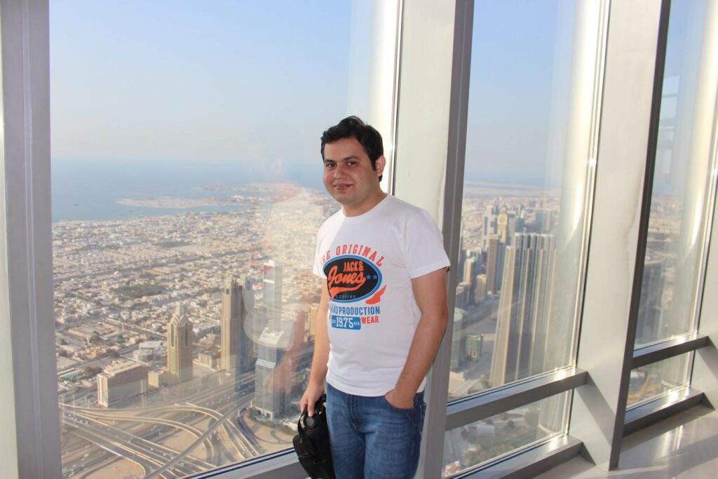 Tech, Borders, and Beyond: Zubair Amin's Inspiring Journey