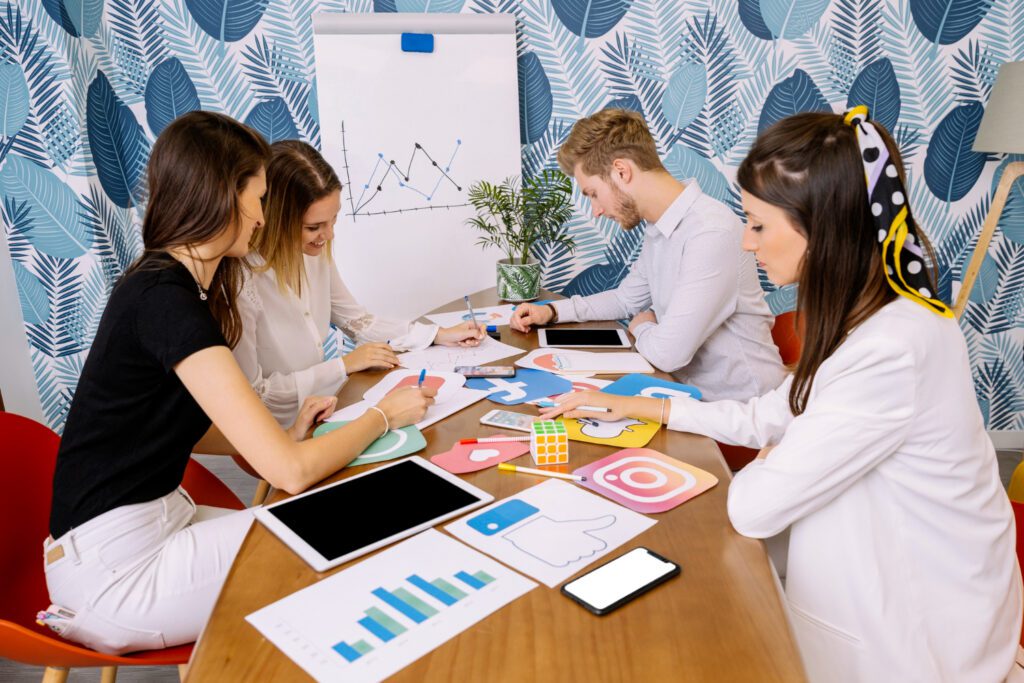 Content Curation and Social Media Management: Strategies for Engaging Audiences