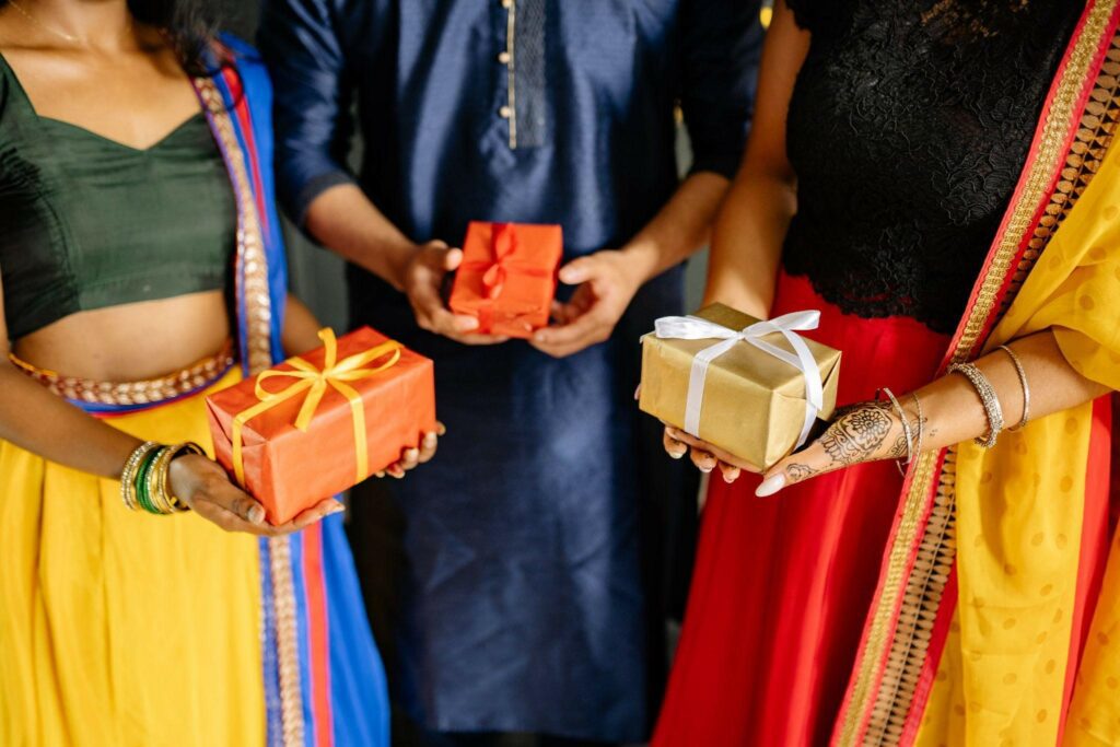20 Thoughtful Tech Gifts to Brighten Your Girlfriend's Diwali in India