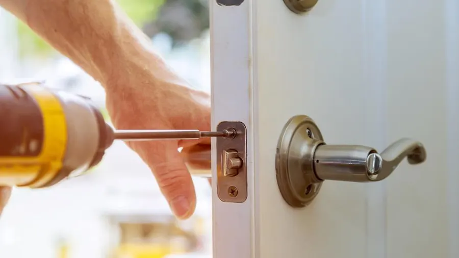 On Call Security: Key Locksmith Services You Can Trust