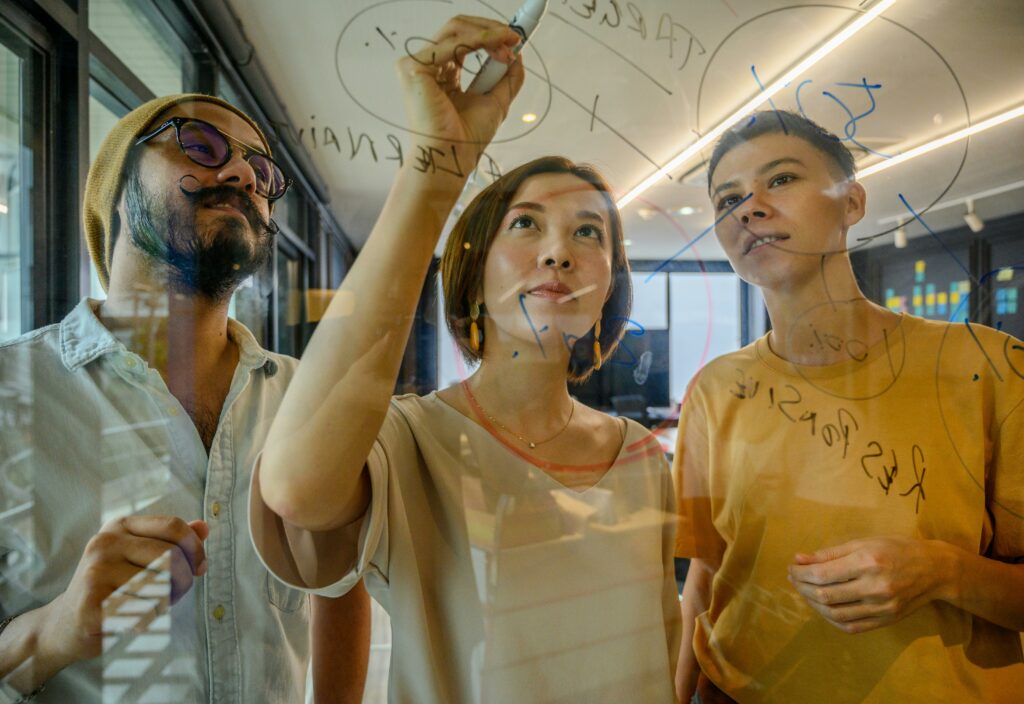 How Do You Encourage Team Members to Contribute Innovative Ideas?