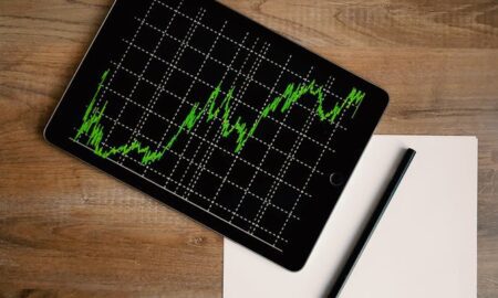 Oil Derivatives and Structured Products