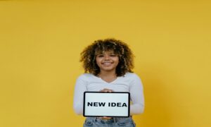 New York City has long been a hub for business, culture, and innovation. From its towering skyscrapers to Wall Street’s financial district, the city has always attracted ambitious minds. Today, a new generation of innovators is rising, shaping the future of technology, entrepreneurship, and sustainability. These forward-thinking individuals are pushing the boundaries of what is possible, transforming New York into a global epicenter for cutting-edge ideas.