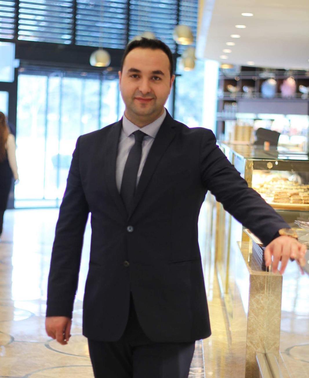 The Journey of Suleyman Çağlayan: From Tarlabaşı to New York, Guided by a Mentor’s Wisdom