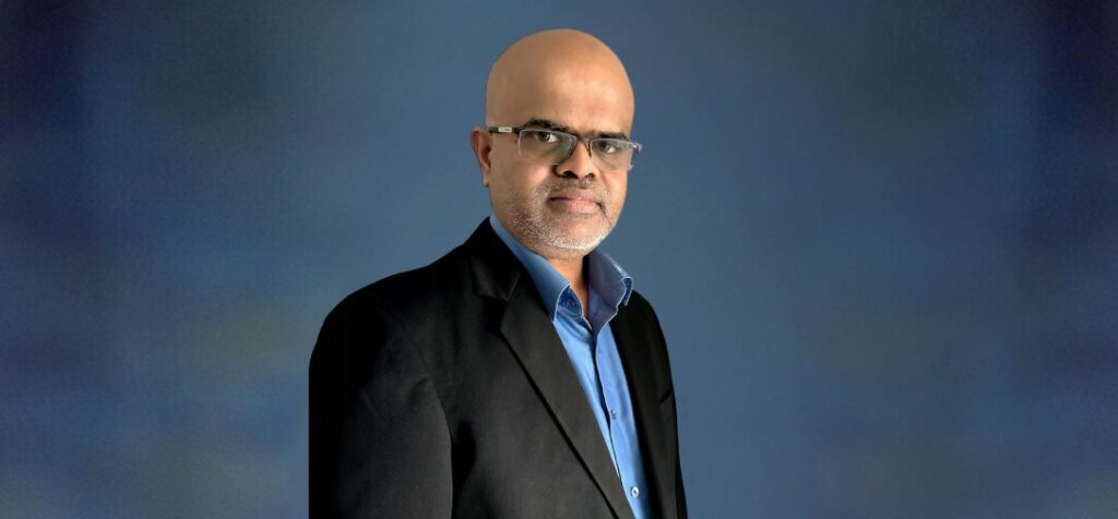 Designs Cloud-based Digital Transformations for Global Organizations 