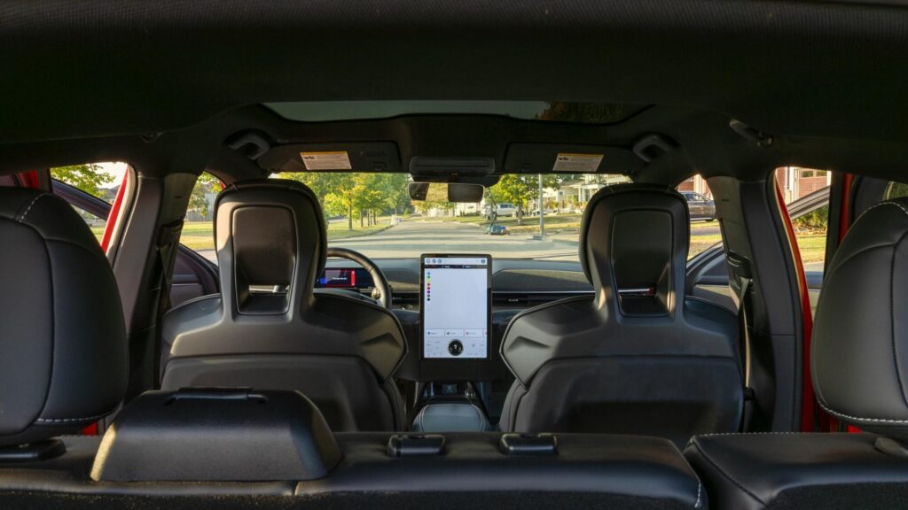 how AI technology helps reduce road rage in drivers