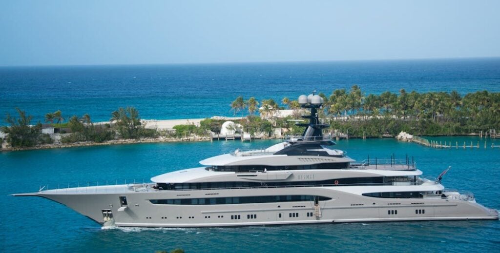 How Technology Is Powering the Eco-Friendly Yacht Movement