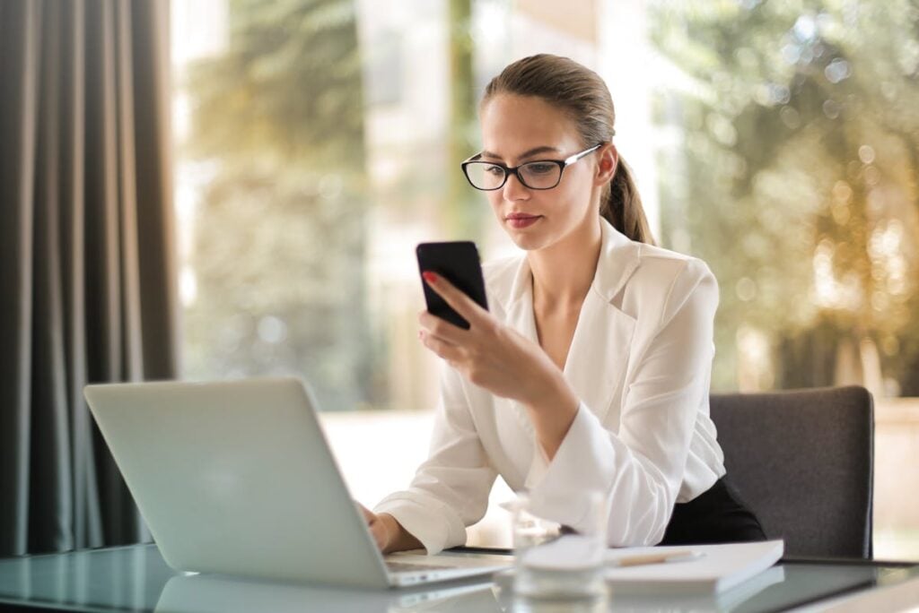 Online Employment Contracts