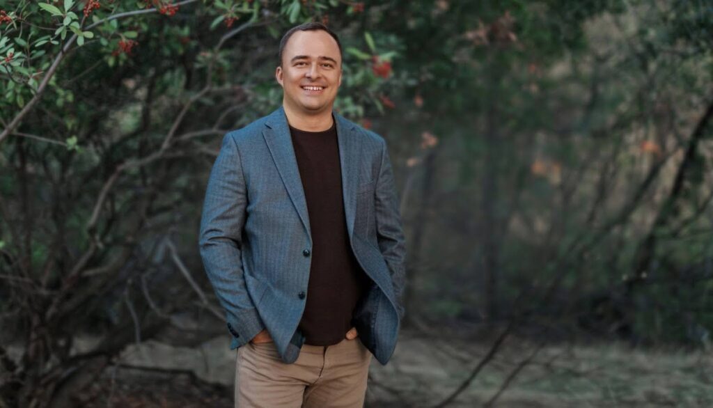 Founder and CEO of Oxiwyle Inc.