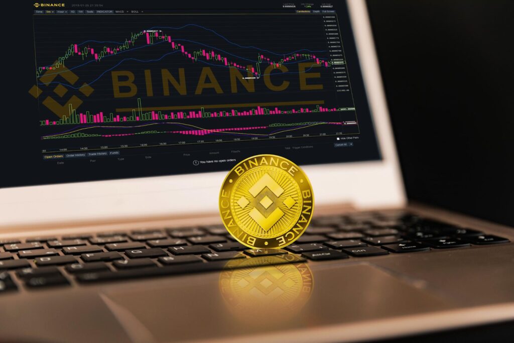 BNB Looks Bearish At $984 And LINK Shows Weakness At $23 While Digitap Enjoys Analyst 20x Forecast