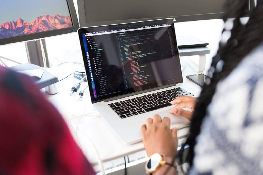 No-Code 101: How Web App Builders Help You Build Apps Without Expertise