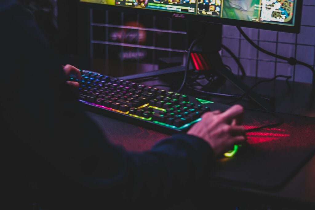 Choosing Between a .io and a .gg Domain for a Gaming Website