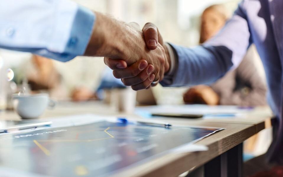 The Death of the Single-Point Solution: Why the Future Belongs to Unified Tech Ecosystems (and Editorialge's Strategy to Build One)