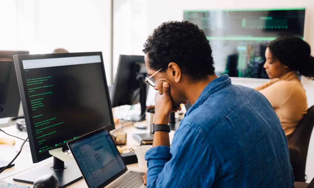 Why Hiring a Website Developer in Dubai Is Essential for Modern Businesses