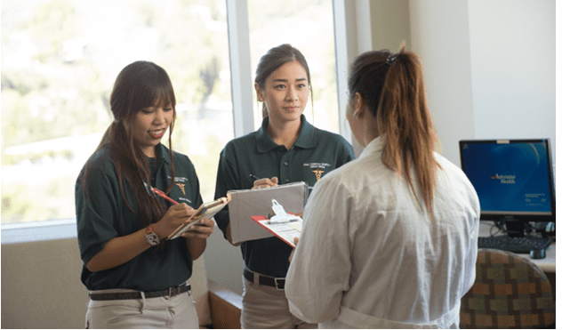 Youth Navigation Services in NYC: Connecting Young People to Opportunity Through Digital Support