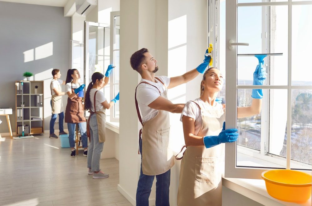 How Commercial Cleaning Helps Businesses Maintain Professional Standards