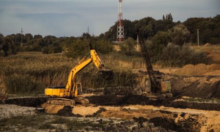How Excavation Equipment Increases Output On Big Projects