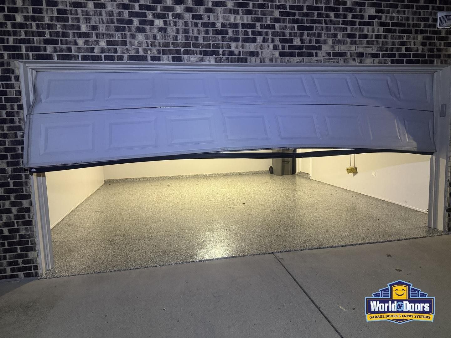 7 Common Garage Door Problems in Chicago and How To Fix Them FAST