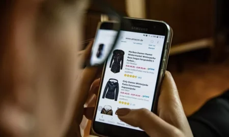 Top Tips For Buying Mobile Devices From Online Retailers Safely