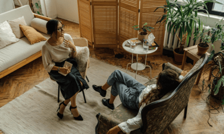 6 Ways to Find the Right Therapeutic Approach in the Era of Tech & Luxury