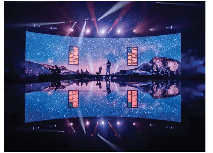 Beyond the Flat Screen: How Flexible LED Display Technology is Reshaping Commercial Architecture