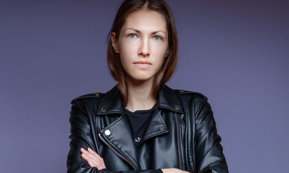 Anastasiia Sanzharovska: Waar systeemdenken en filmische ziel elkaar ontmoeten Anastasiia Sanzharovska: Waar systeemdenken en filmische ziel elkaar ontmoeten