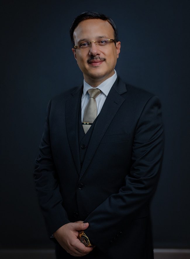 Dr. Hassan Elhais: Expert Legal Counsel for Complex UAE Legal Matters