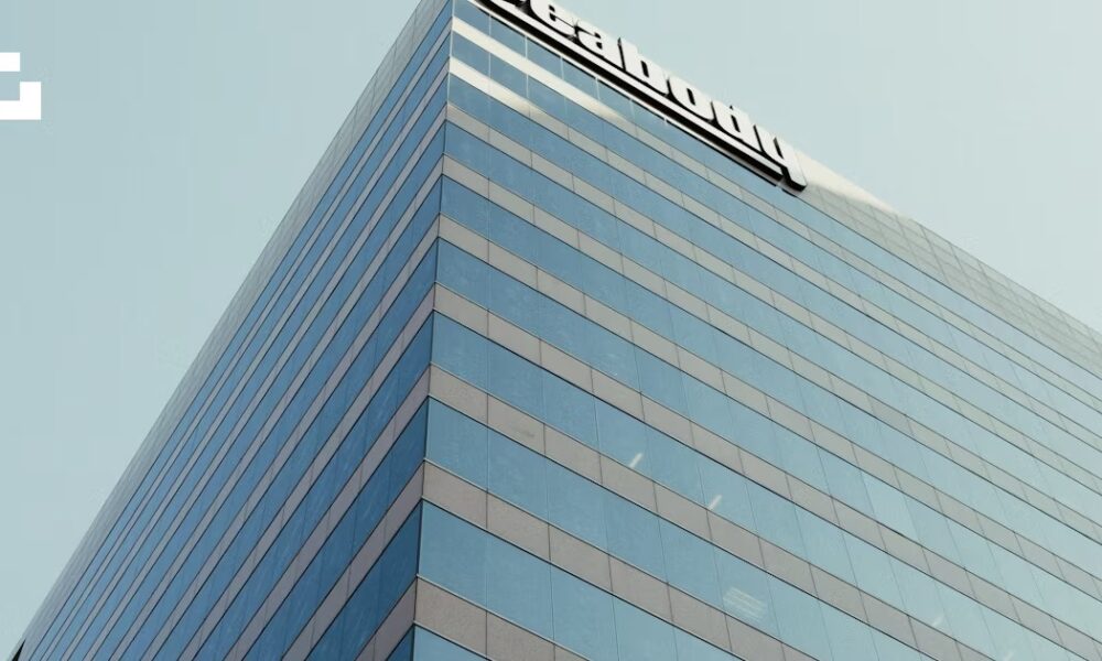 The Antifragile Enterprise: Resilience Through Real-Time Data and Circular Economics