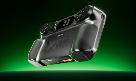 Rather than functioning as a peripheral device dependent on a high-end PC, the P1 is engineered as a self-contained professional platform.