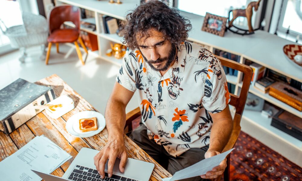 The Transition to Online Invoice Management: Why Your Desktop Spreadsheets are Holding You Back