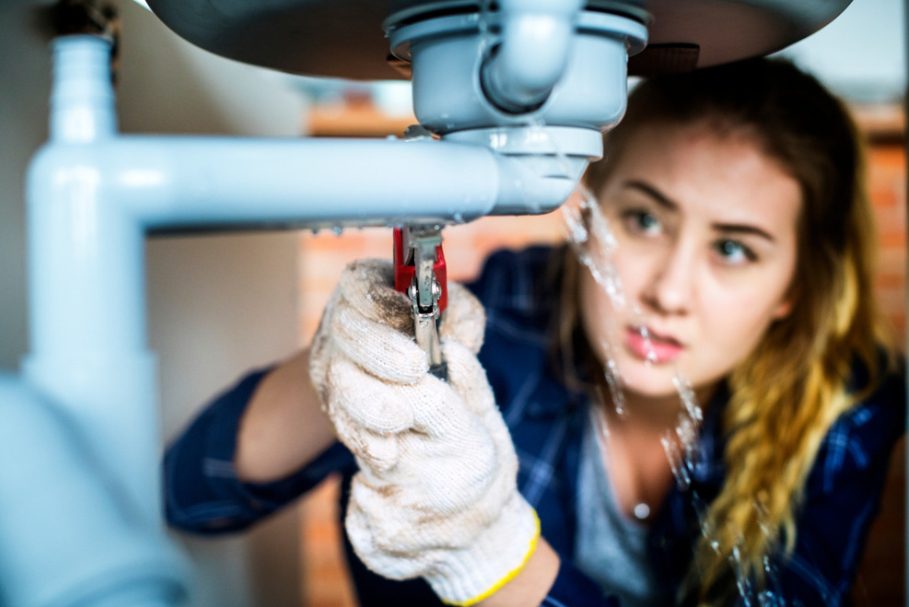 Signs You Need Professional Plumbing Services Right Away