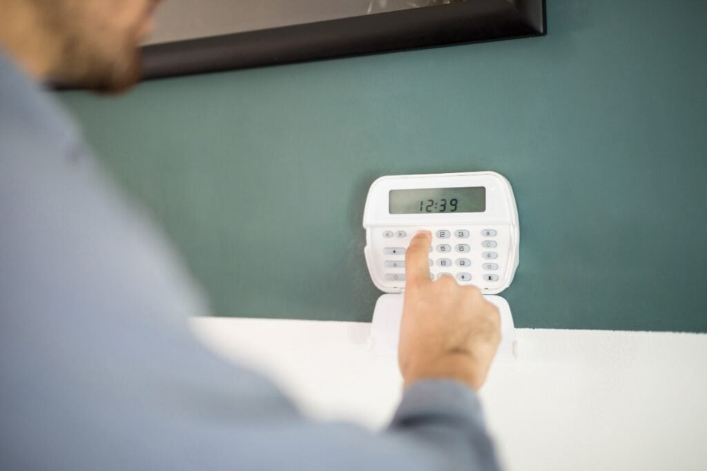 Why Every Home and Business Owner Should Consult Professional Burglar Alarm Installers