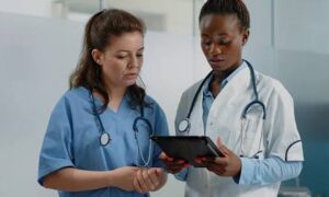 How Medical Practices Are Rethinking Staff Communication Background