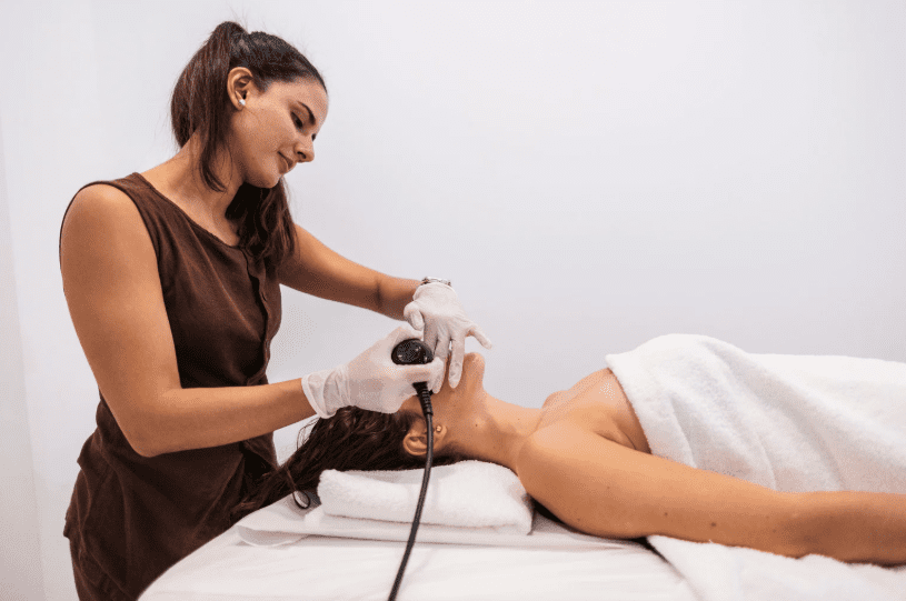 Professional Beauty Devices in Modern Clinics: Features, Benefits & Buying Tips