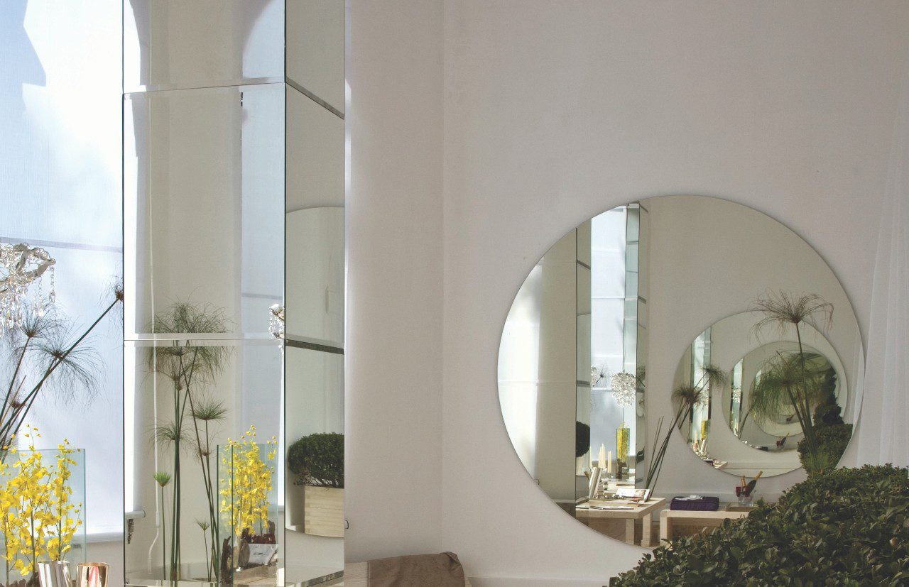Glass and Mirror Solutions in Modern Living