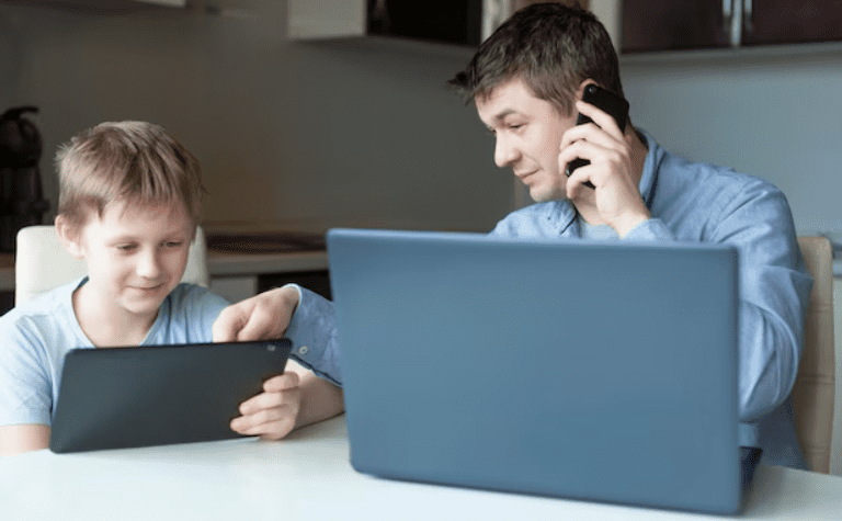 Digital Parenting in 2025: Setting Screen Rules That Actually Work