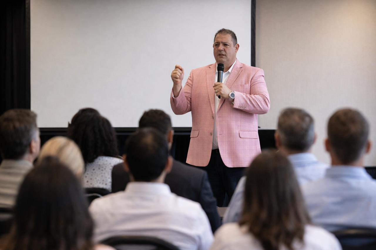 Gerardo Linarducci Is Rebuilding Performance Coaching Around Systems, Not Motivation